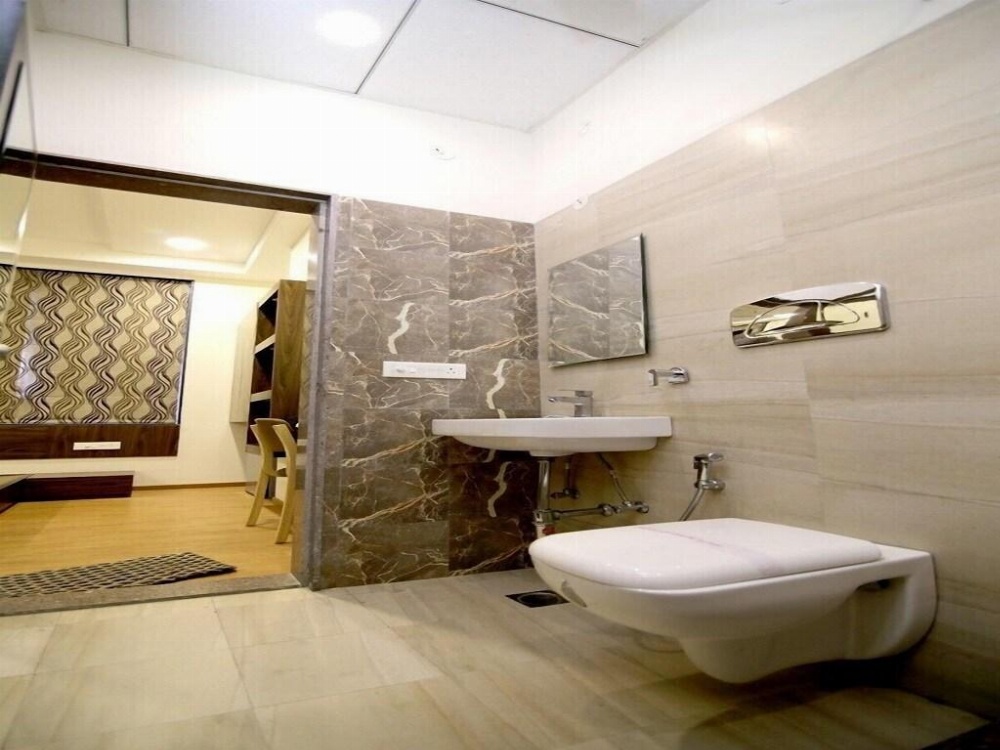 Room image 3